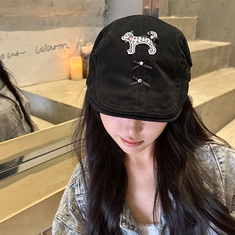 Cute perro negro anti-avance sombrero coreano in nicho diseño de cabeza grande cara pequeña boina verano