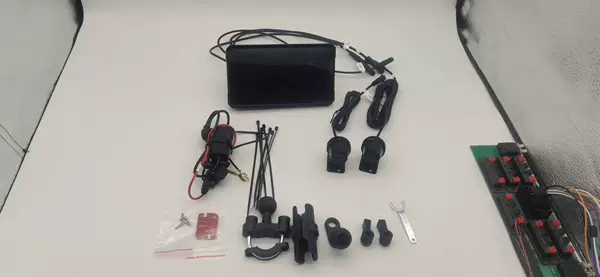 Host + 2k camera