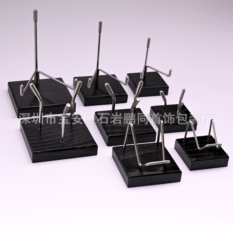 Metal Solid Wood Display Stand Crystal Heart-shaped Display Holder Mineral Standard Stand Raw Stone Stone Ore Base Metal Solid Wood Display Stand Crystal Heart-shaped Display Holder Mineral Standard Stand Raw Stone Stone Ore Base
