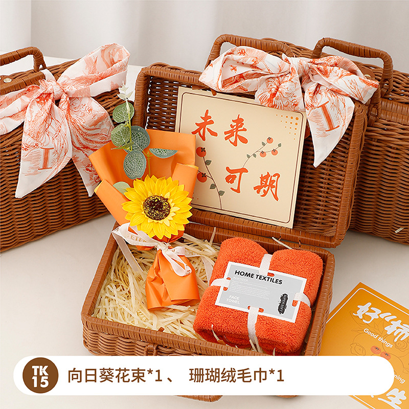 Regalos al por mayor para el Festival del Bote del Dragón Cesta de ratán práctica de alta gama Caja de regalo creativa Apertura de la empresa Actividades de celebración de la tienda Regalos de creación grupal