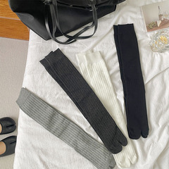 二指襪女日系簡約坑條顯瘦小腿分趾襪春秋外穿純色百搭及膝小腿襪