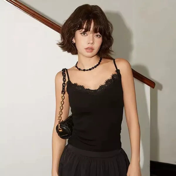 2026 Autumn/Winter Silk Wool Lace Terry Thickened V-Neck Integrated Strap Bra Wholesale