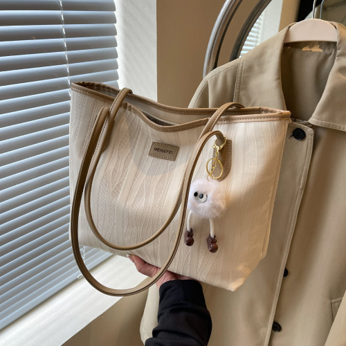 Women's Spring 2024 New Style Casual Versatile Shoulder Bag Trendy and Stylish Crossbody Commuter Tote Bag with Large Capacity