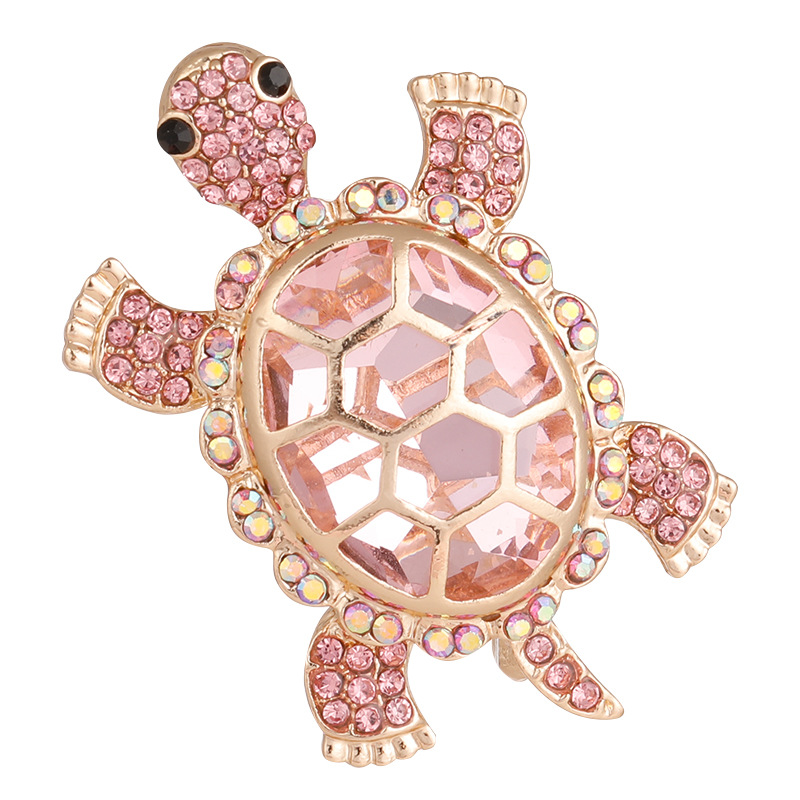 Broche de tortuga con incrustaciones completas de diamantes sintéticos