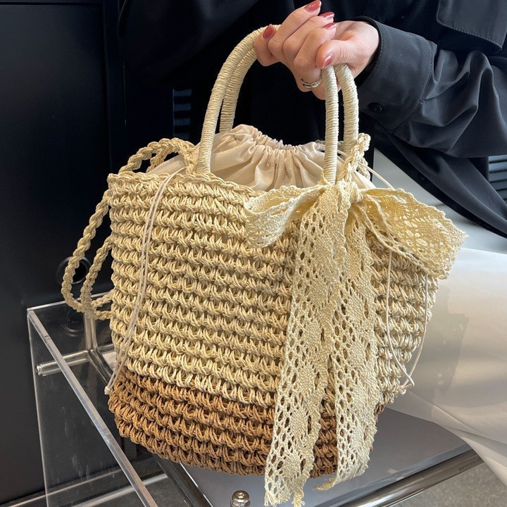 Fresh And Natural Women's Handbag New Korean Version Silk Scarf Shoulder Straw Holiday Style Beach Woven Bag_voghion.com