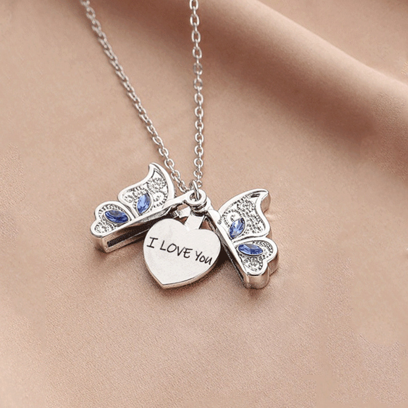Vlinder Liefde Ketting Halve Maan Persoonlijkheid Eenvoudige Hanger Moederdag Cadeau MOM Ketting_voghion.com