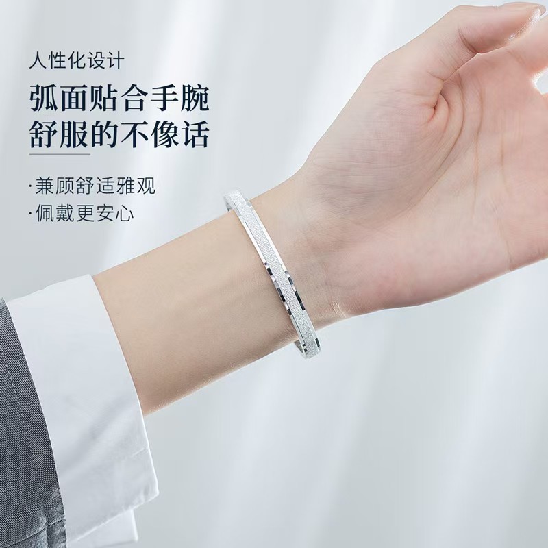 Douyin ライブ合金銀メッキつや消しオープンブレスレット女性のニッチデザイン新しいハンドジュエリー非退色ガールブレスレット|undefined