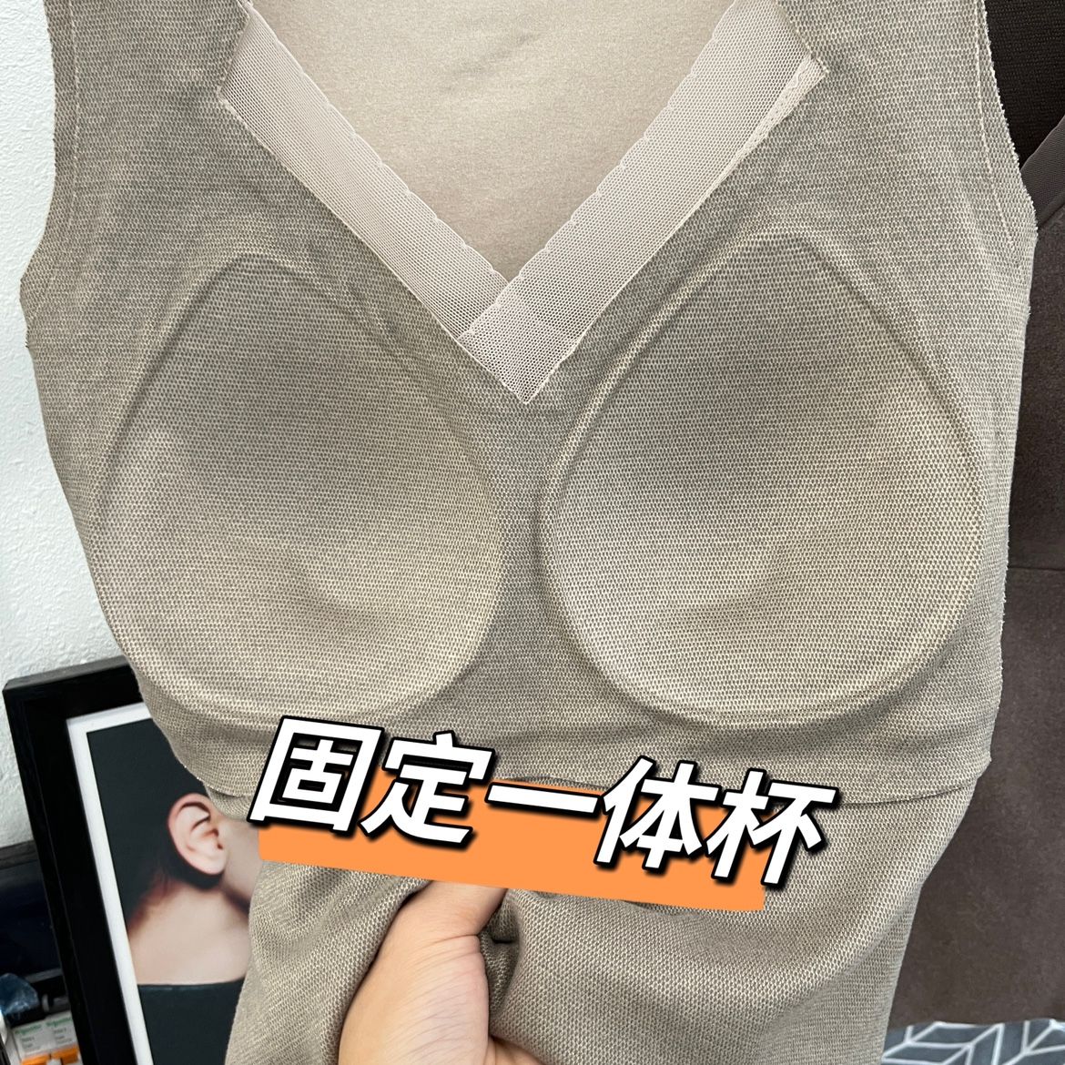 2024 새로운 가을, 겨울 따뜻한 조끼 여성 그래 핀 겨울 무료 브래지어 아름다운 다시 고정 컵 탑 따뜻한 옷