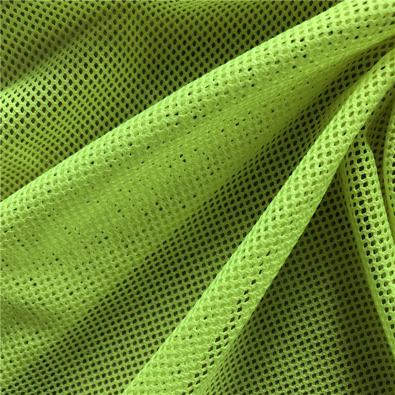 涤纶经编长丝运动网布 二空二方格网眼布服装内衬里布面料