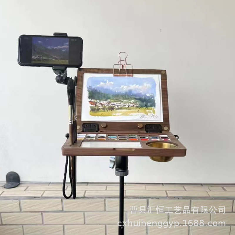 La paleta de madera se puede plegar y se puede equipar con una paleta de correa.