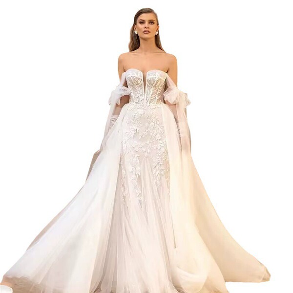lace wedding dress
