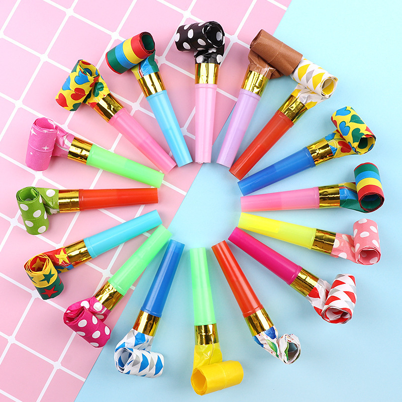 Manufacturer wholesale dragon mouth whistle cheerleading team birthday party party long nose whistle festival gift cheering props