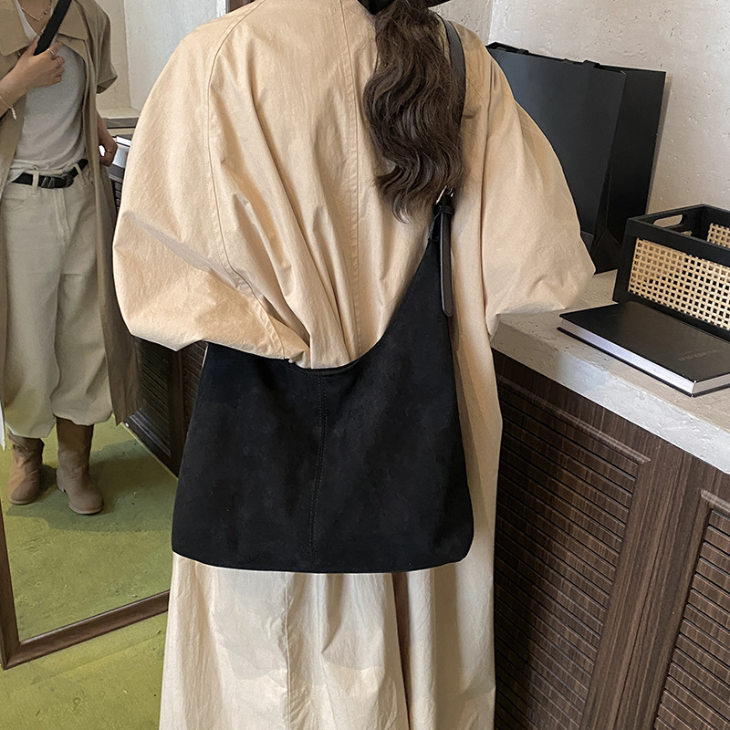 秋冬2025新款韩版慵懒风麂皮绒大包包女通勤单肩水桶包斜挎子母包|undefined