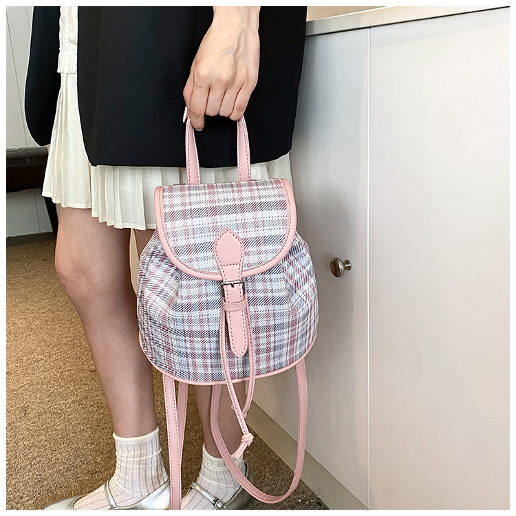 Backpack for women, fashionable niche design, hand-held Korean version backpack, high-end feeling, bucket bag, trendy_voghion.com