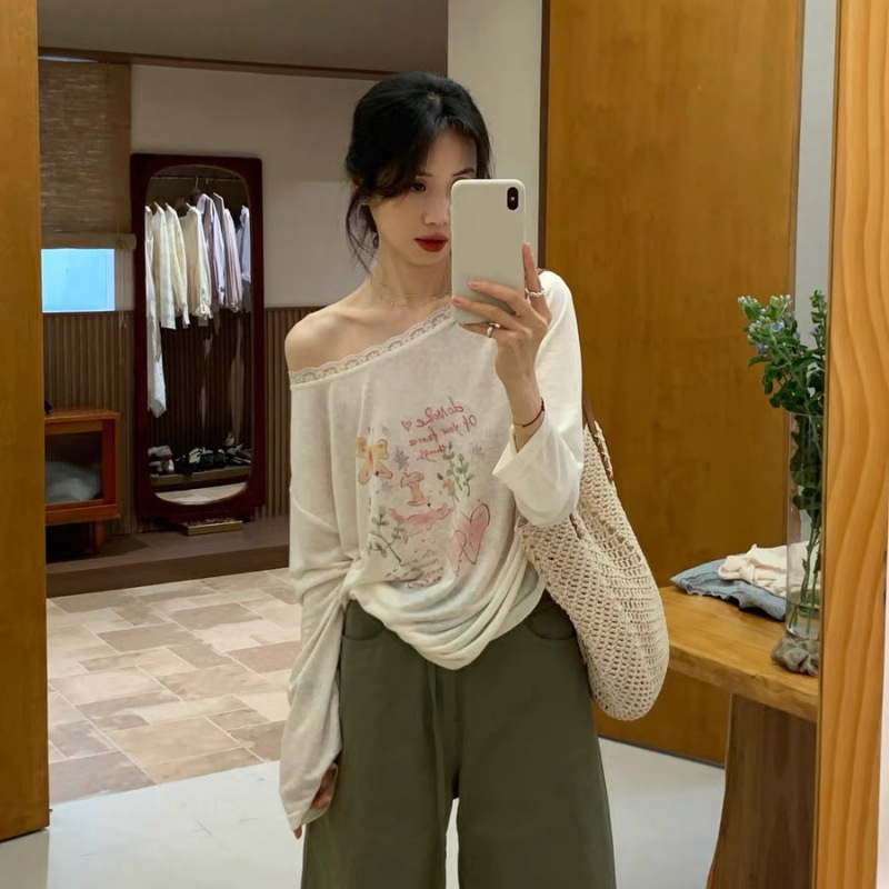 White Printed Ice Silk Stretch T-Shirt for Women, New Summer Style, Sun-Protective, Off-Shoulder, Lace Trim, Loose Fit, Slimming Top White Printed Ice Silk Stretch T-Shirt for Women, New Summer Style, Sun-Protective, Off-Shoulder, Lace Trim, Loose Fit, Slimming Top