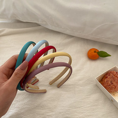 Candy-colored satin hairband for women with fine short hair in spring and summer, retro French fairy blue and white simple hairpin