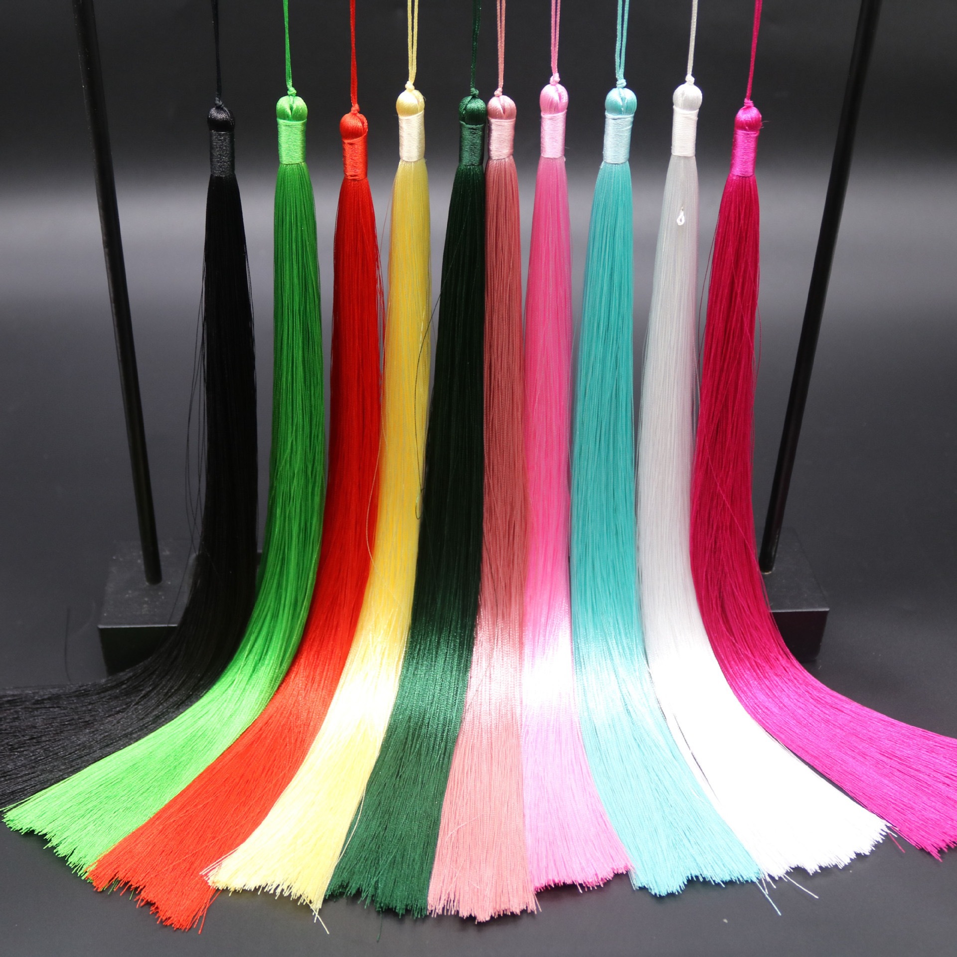 Diy 30cm Silk Tassel Braid Vertical Wrinkle-resistant Chinese Knot Tassel Color Available in Large Quantities, Competitive Price
