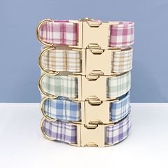 迷哈ボス新型英倫風多色素格子ペット犬首輪クロスボーダー卸売り亜鉛合金犬首輪