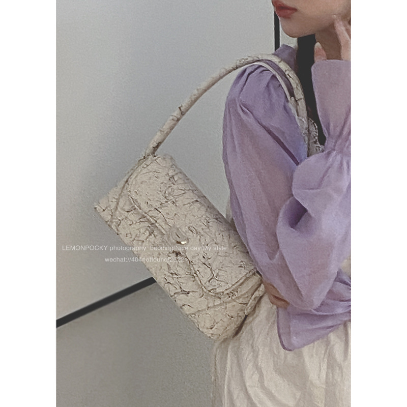 French Niche Design Underarm Bag Women's New 2023 Fashion Graffiti Shoulder bag high-level sense of all-match handbag_voghion.com