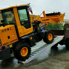 С���ڙC�X��΢���X�Ͻ��µ����̙Cе�X�Ͻ����ӻ����P܇�X����