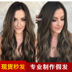 アマゾンの新商品は国境を越えて欧米の対外貿易のかつらの女性の黒い茶色は色の長い巻き髪のバラのネットのメーカーの現物を選びます。