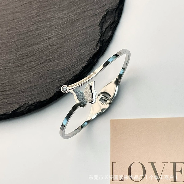 Z009 butterfly silver