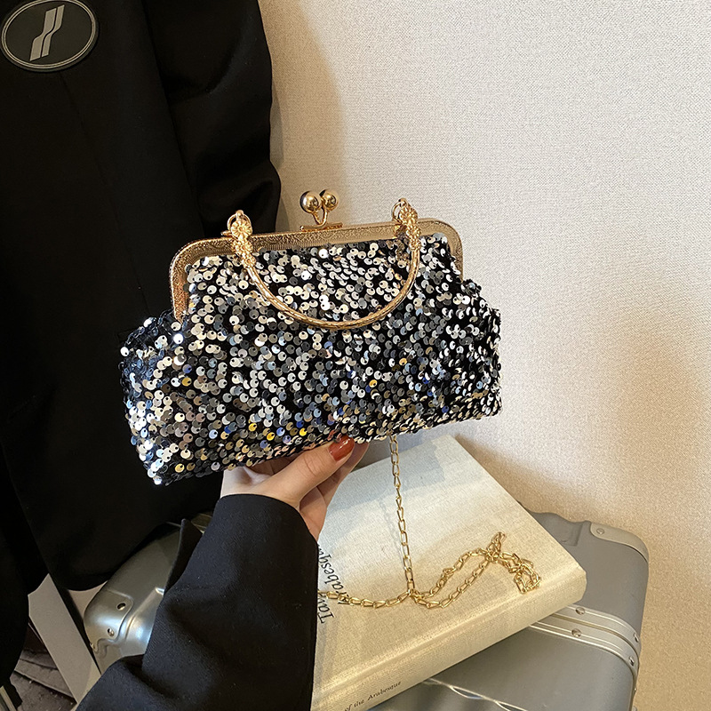 Bolsos de conchas de sequillas 2024 invierno nuevo estilo de moda brillante bolso de mano de celebridad estilo extranjero elegante mochila de hombro