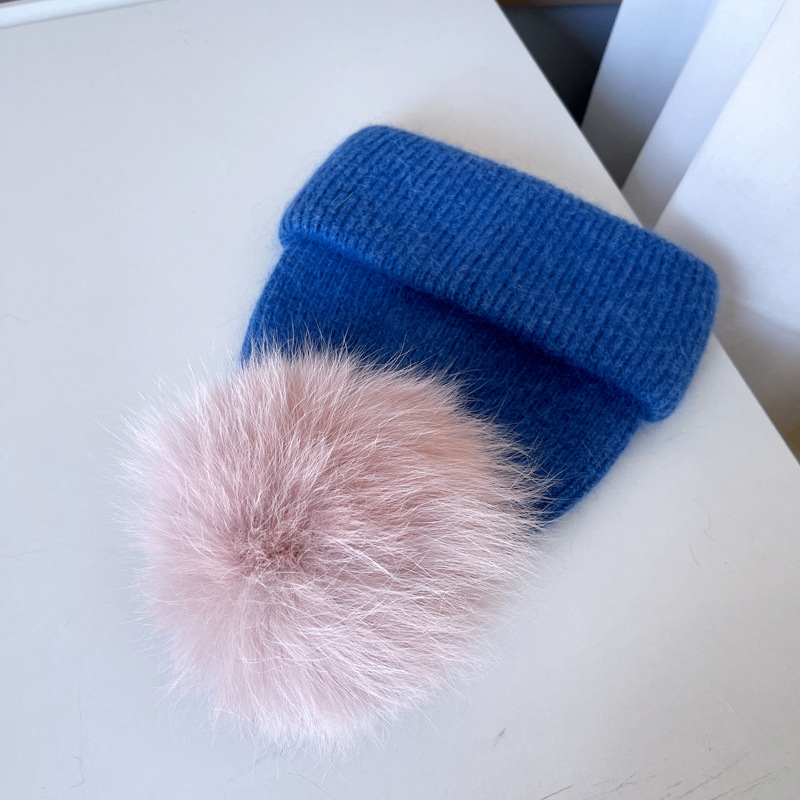 Women's Sweet Simple Style Color Block Pom Poms Eaveless Wool Cap display picture 26