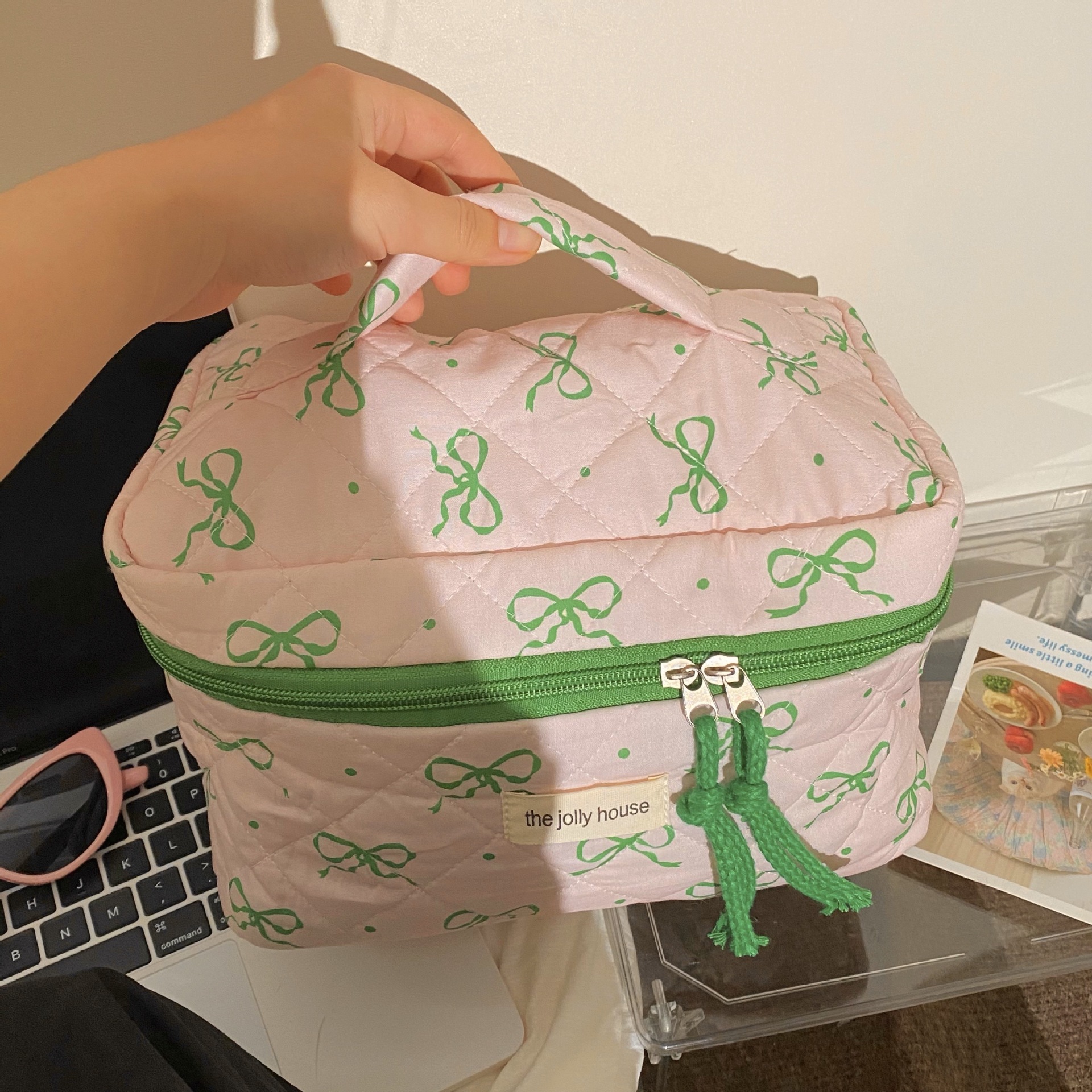 Streetwear Bow Knot Canvas Square Makeup KLEIN bags display picture 8