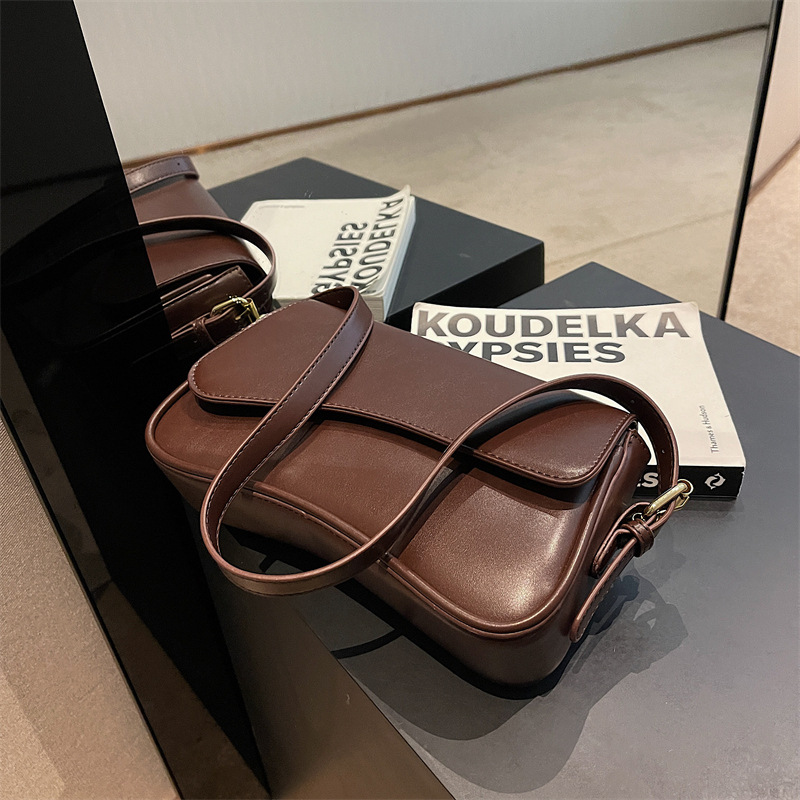 Dames schoudertas met magneetsluiting, stijlvolle crossbody tas_voghion.com