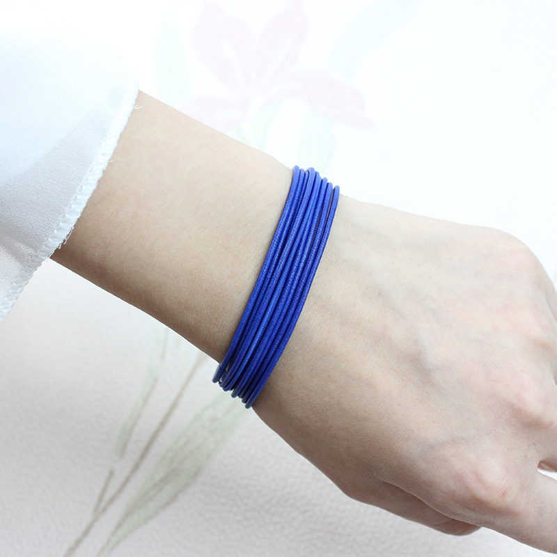 Simple Style Solid Color Carbon Steel Plating Wristband display picture 3