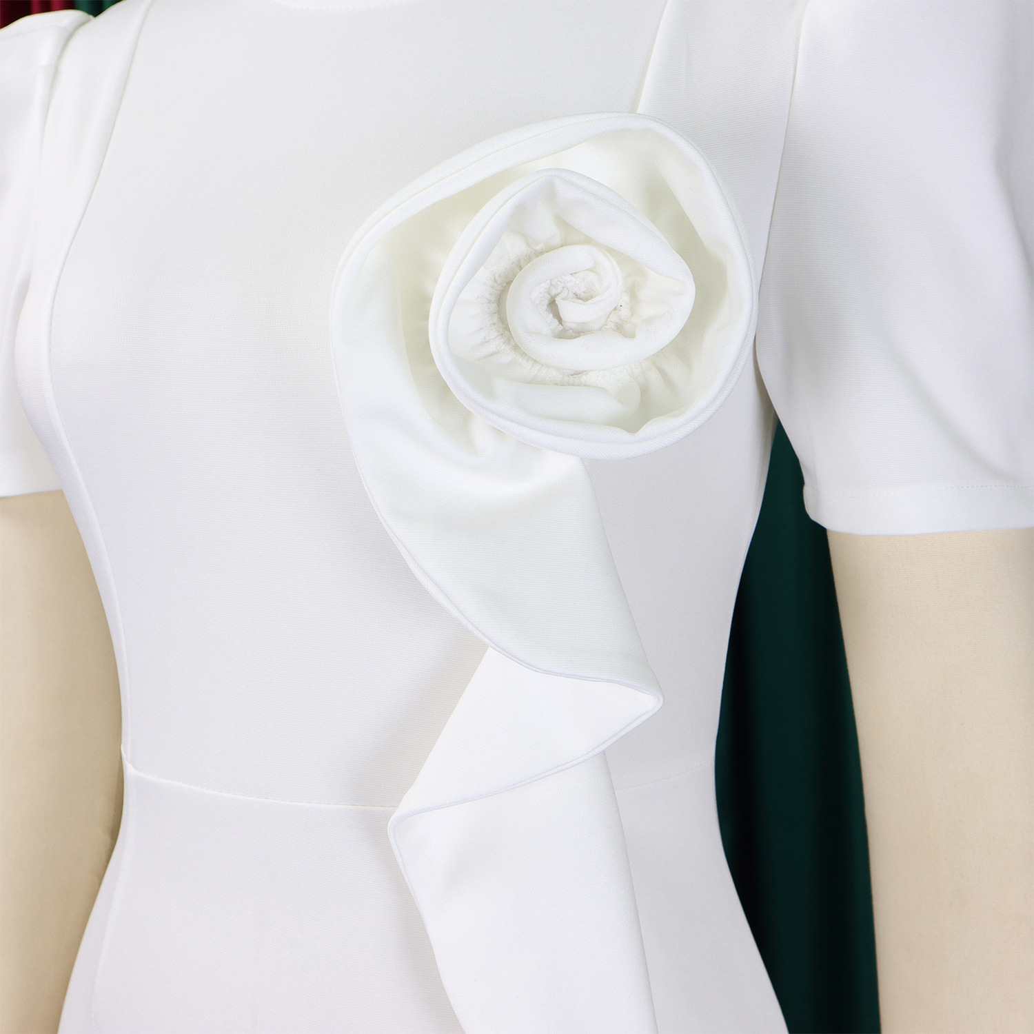 436g Weight Knee-Length Dress Length Type Short Sleeve Sleeve Length Sheath Dress Dresses Type Spandex, Polyester Fabric Type High Waist Waist Line Holiday, Banquet, Daily Occasion Round Neck Neckline Slim Fit Type Flower Pattern Summer Season Women's Gender Elegant Style Wholesale Women's Elegant Flower Holiday Banquet Daily Round Neck Short Sleeve Sheath Dress 25