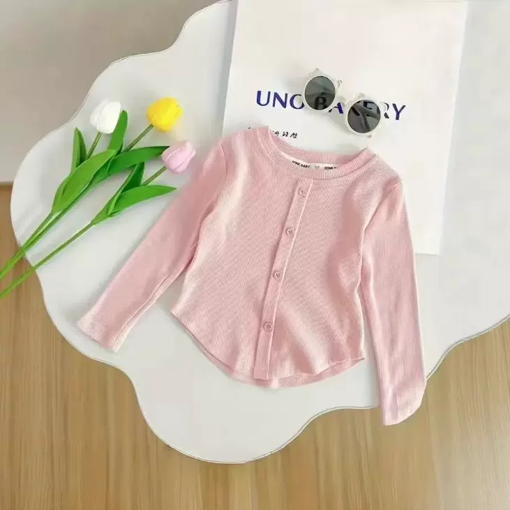 春秋季新款宝宝修身上衣纯色洋气时尚排扣T恤长袖女童打底衫童装