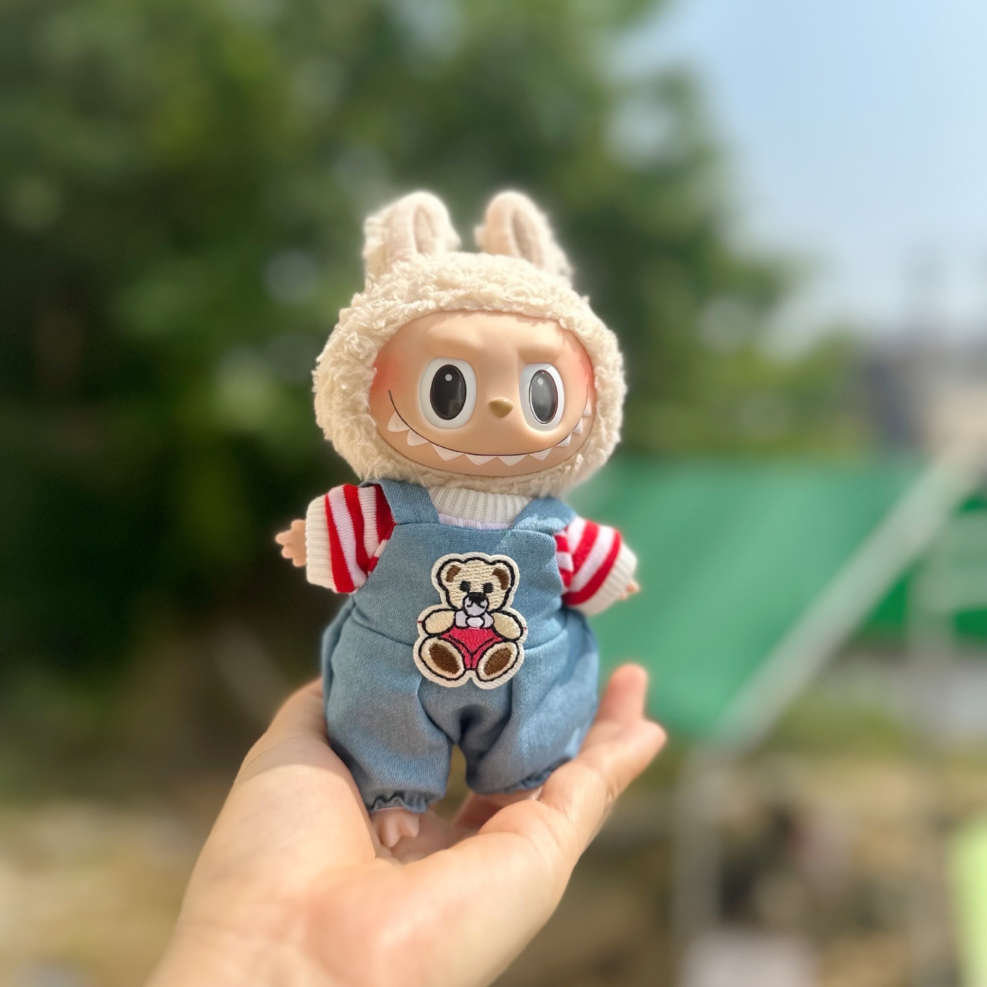 빨간 줄무늬 곰 두 조각 세트