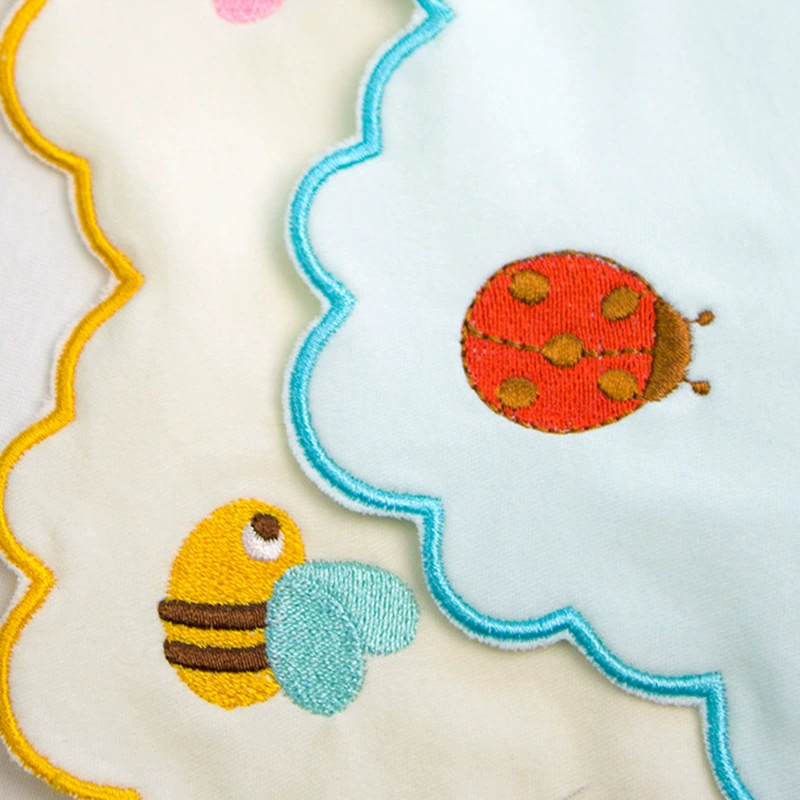 Cute children's eating bib, cotton tape, waterproof scarf, with embroidery