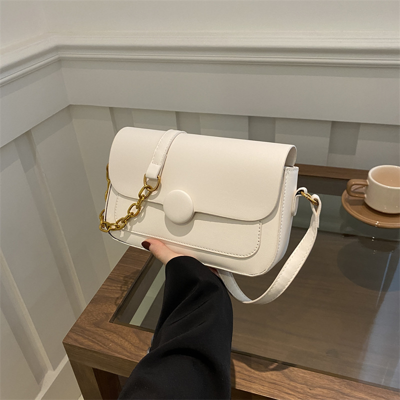 Bolsos de textura simple mujeres 2024 nueva moda cadena mochila bolso de hombro simple bolso cuadrado pequeño bolso de nicho