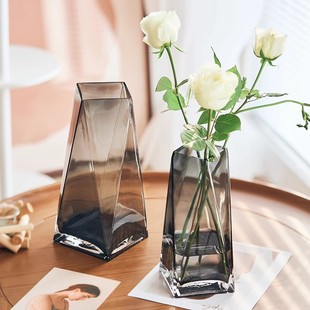 ��Ʒ�߼��Ў׺����w��ƿ�[���߶˴��͏d���r������ˮ�B͸������