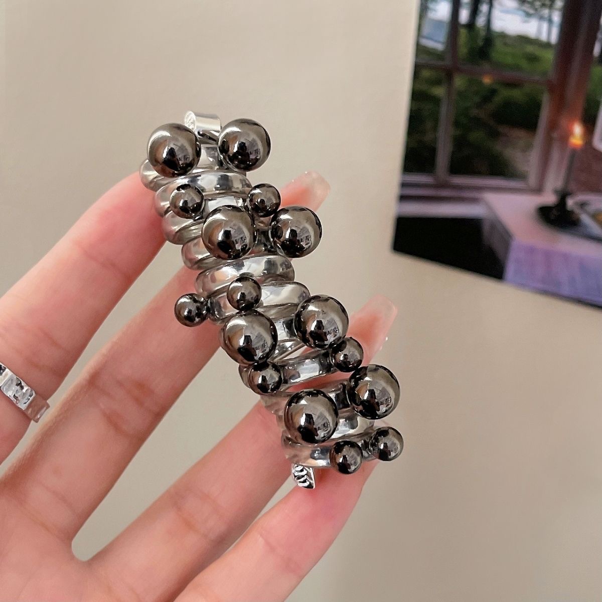 Women's Cute Pearl Plastic Hair Tie display picture 7