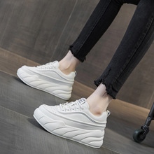 2025秋冬新款内增高女鞋批发厚底休闲小白鞋坡跟松糕底单鞋潮加绒