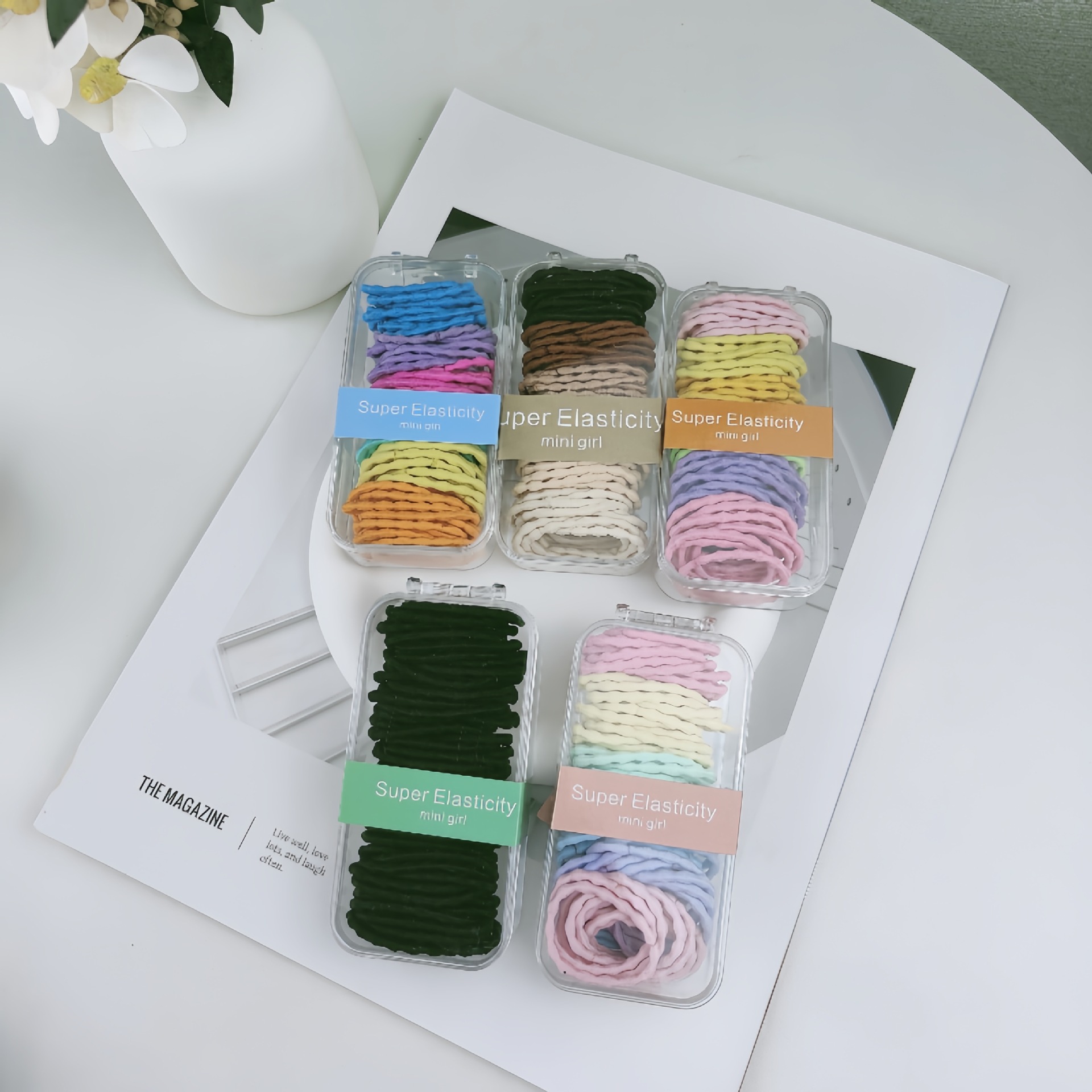 Caja de 60 colores básicos de frijoles básicos de frijoles anillo de cabello brillante de alta elasticidad versátil cuerda de cabello de cola de caballo duradera para niños