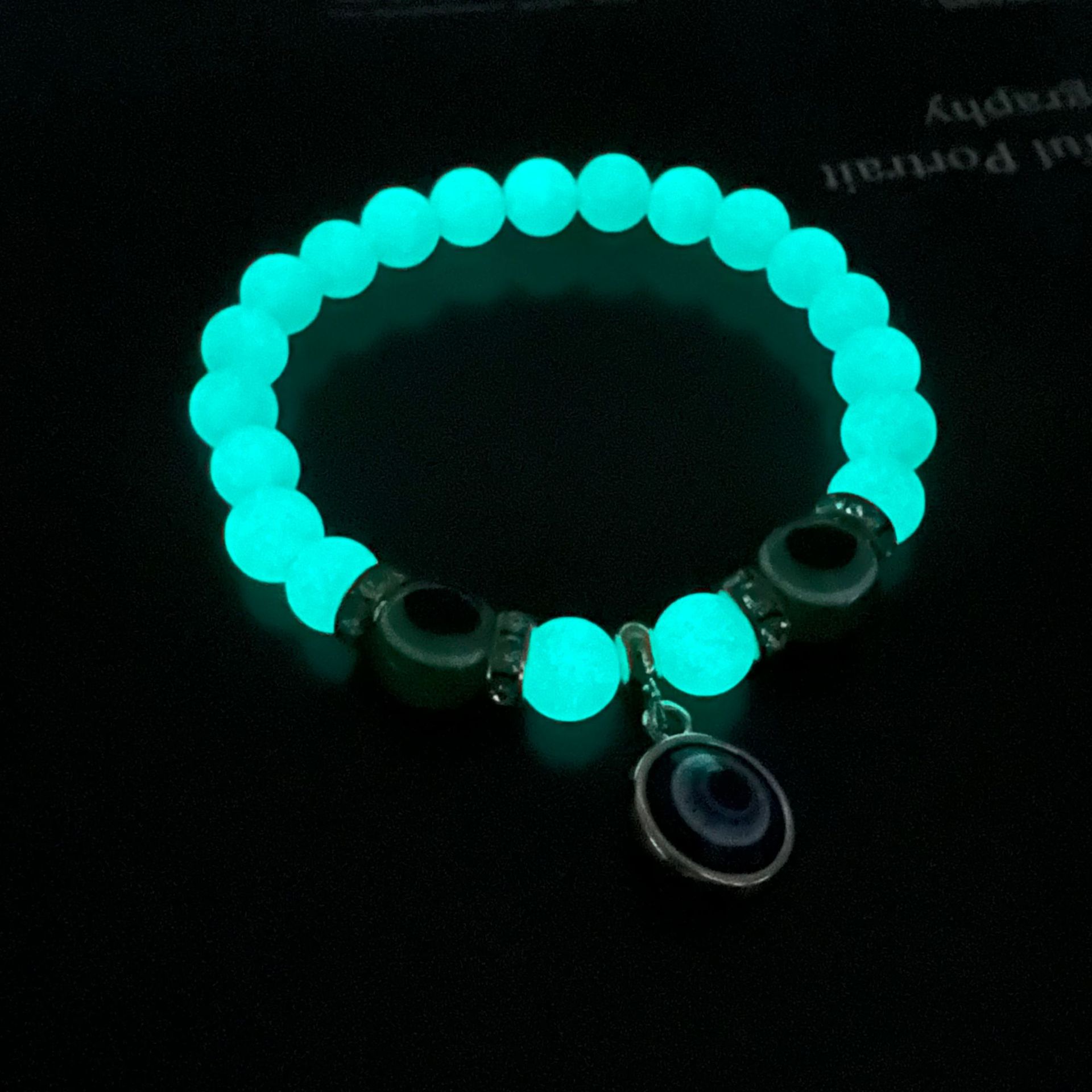 Rétro L'oeil Du Diable La Pierre Naturelle Perlé Incruster Diamant Artificiel Bracelets 1 Pièce display picture 3