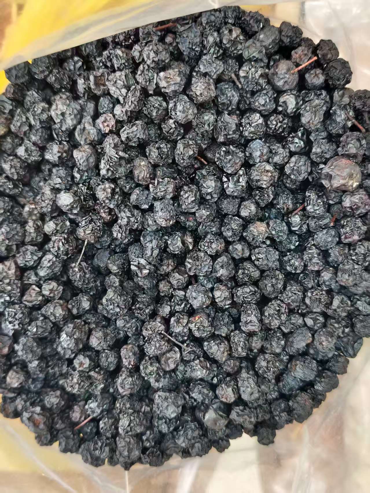 Black Chokeberry Dried Fruit (Aronia melanocarpa) — Naturally Sun-Dried Aronia Berries, 500g quality and texture