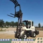 内燃四驱多功能安装叉车