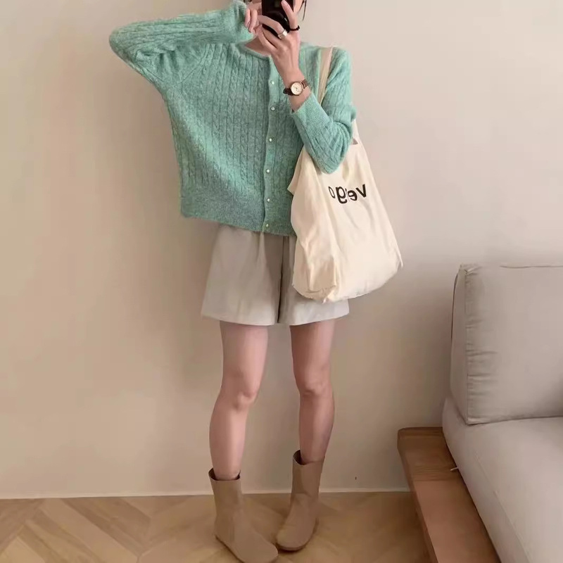 2024 Autumn and Winter New Vintage Artistic Style Twist Crewneck Knitted Cardigan Jacket Casual All-match Sweater Top for Women