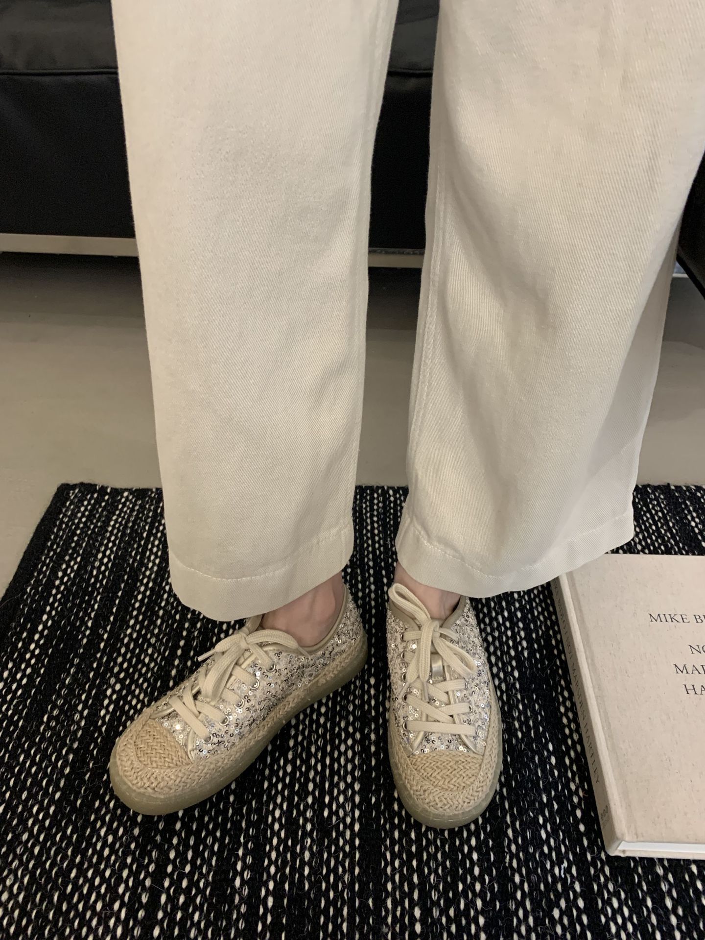 French-style High-end Straw-woven Thick-soled Lace-up Sequined Fisherman For Women, Slip-on Loafers, Fashionable Casual_vogvips.com
