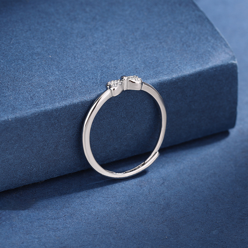 Versione coreana di delicato con fiocco di diamanti per le donne, design di nicchia, temperamento piccolo e fresco, indice regolabile_voghion.com