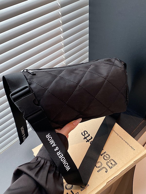 2023 Summer New Fashion Easiest for Match Daily Popular Small Square Bag Korean Style Large Capacity Ladies Shoulder Messenger Bag