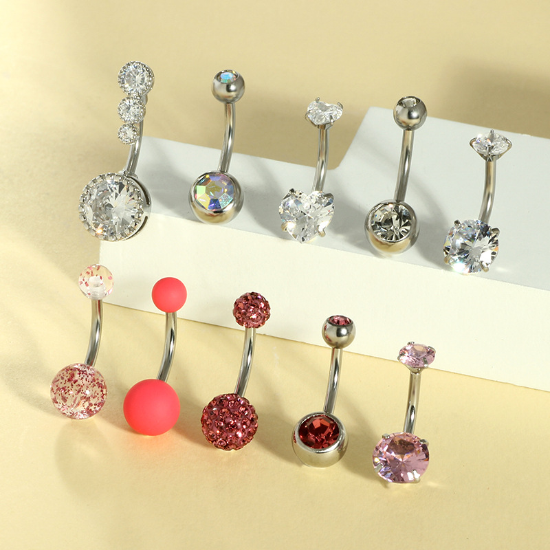 16G labret stud size and finish detail