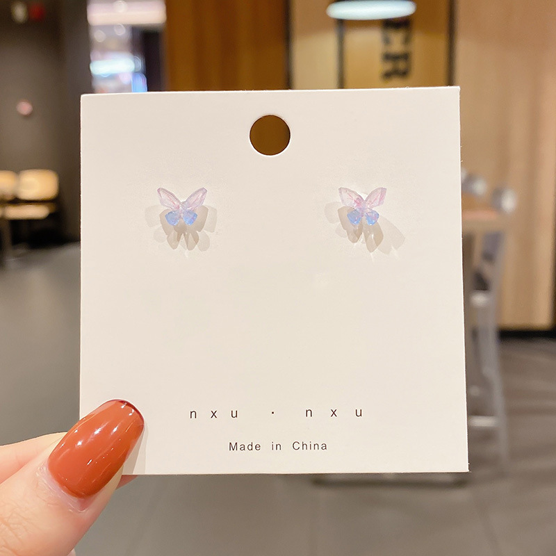 Pendientes de aro lisos para mujer, lujo ligero, pendientes de alta gama, pendientes populares, aretes de diseño exclusivo, aretes de otoño e invierno al por mayor