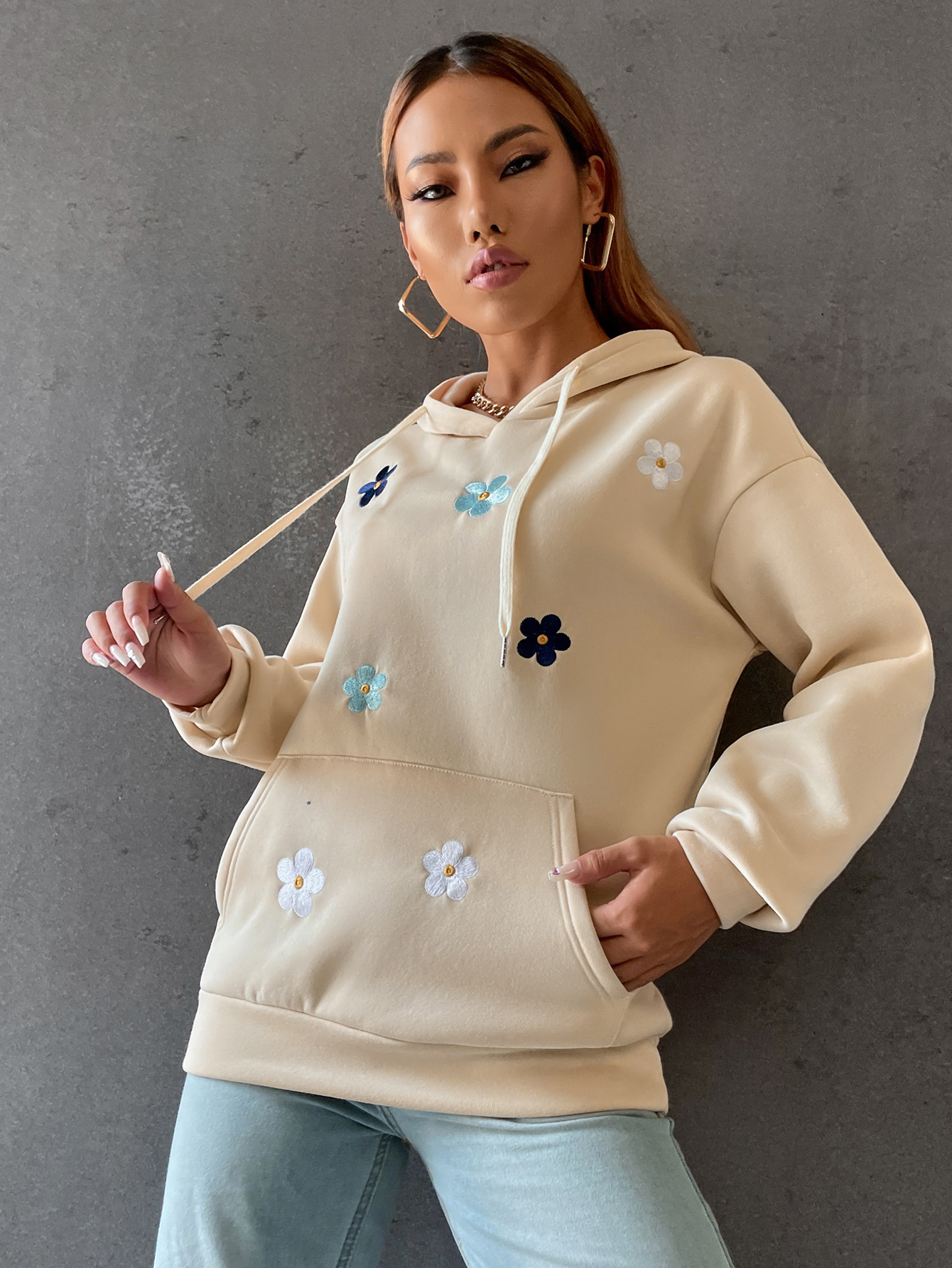 Flower Embroidery Casual Long-Sleeved Sports Hooded Sweatershirt NSGMY84148